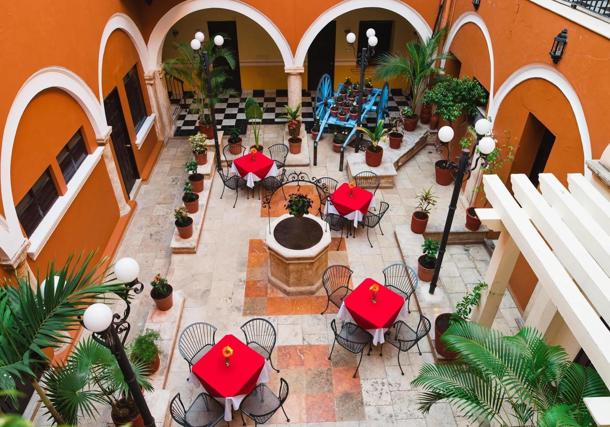 Mision Campeche Hotel Exterior photo